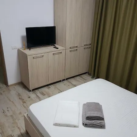 Corinth Apartament דירה *